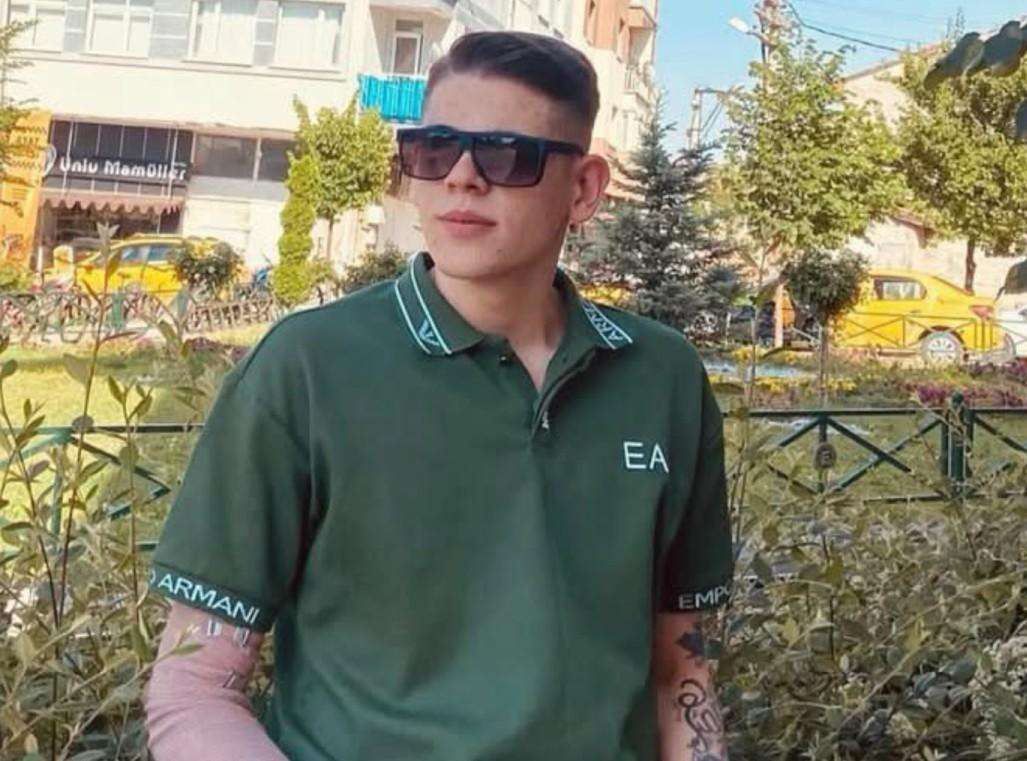 Eskişehir’de acı veda: Bir aylık evli Emirhan motosiklet kazasında hayatını kaybetti